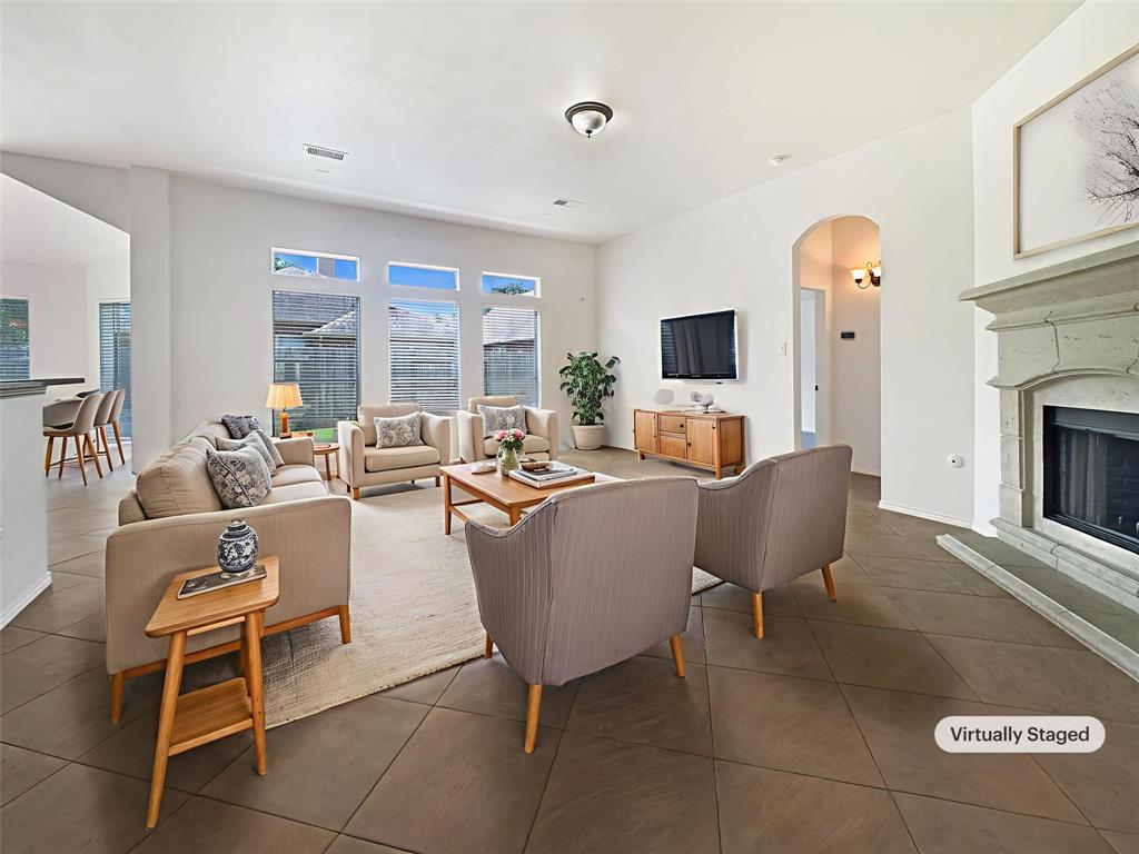 607 Red Oak Canyon Lane