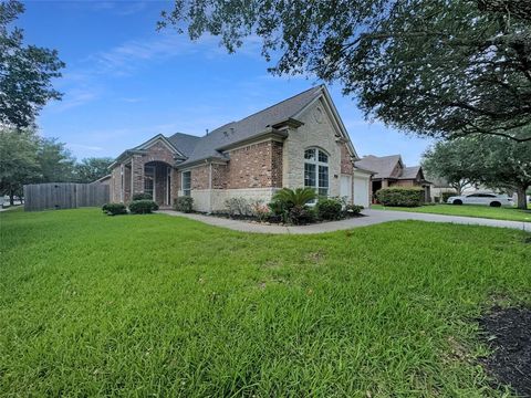607 Red Oak Canyon Lane La Marque TX 77568