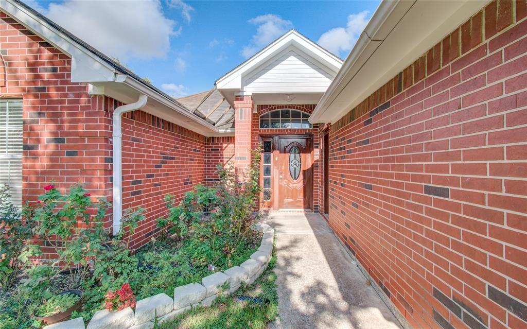 959 Heathfield Drive, Channelview, Texas image 2