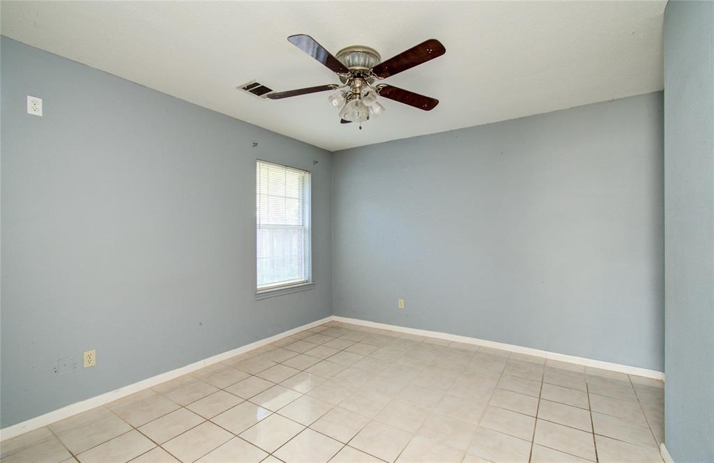 959 Heathfield Drive, Channelview, Texas image 23
