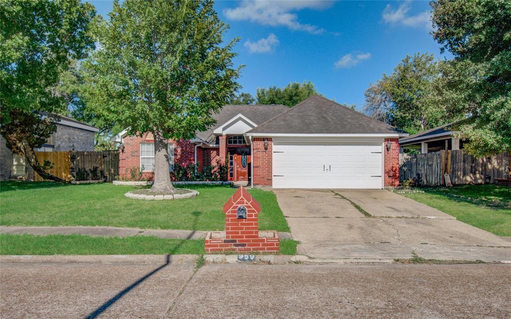 959 Heathfield Drive, Channelview, Texas image 4