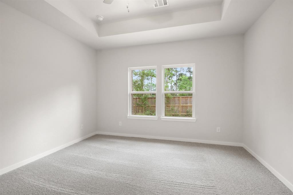 215 Garden Rose Trail, Conroe, Texas image 8