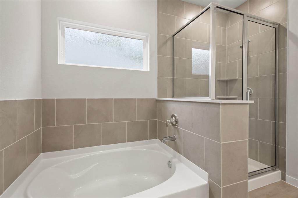 215 Garden Rose Trail, Conroe, Texas image 11