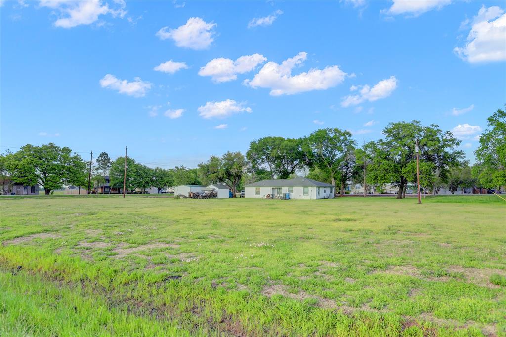 0 (Lots 3-4) N 4th Street, Beasley, Texas image 3