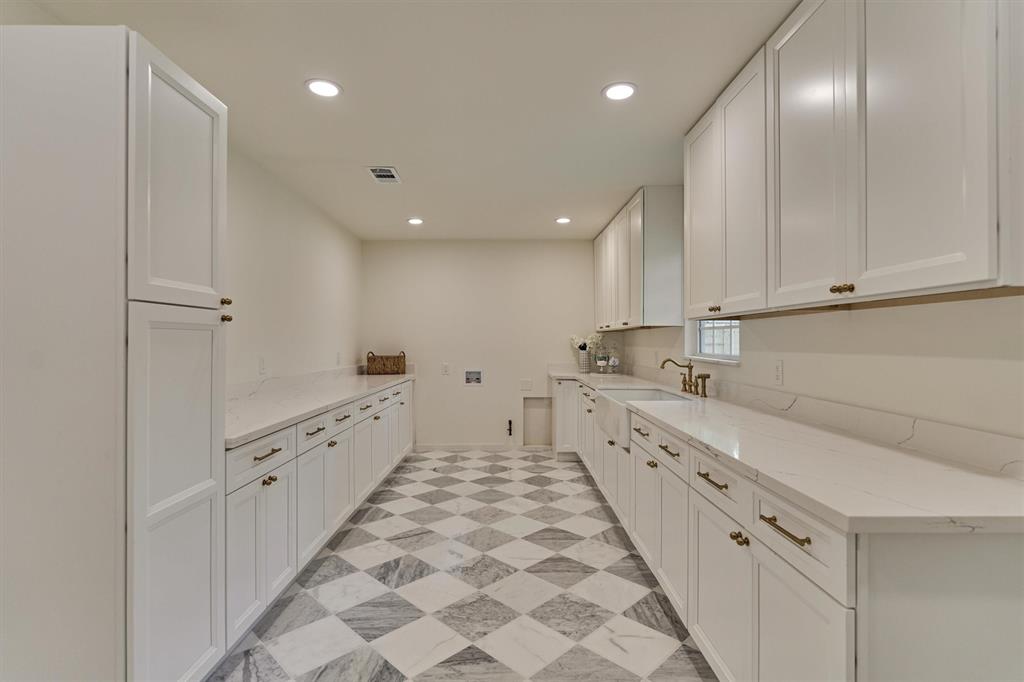 6326 Bayonne Drive, Spring, Texas image 23