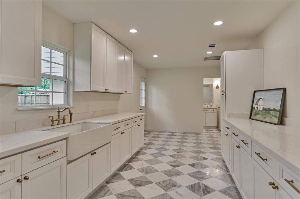 6326 Bayonne Drive, Spring, Texas image 25