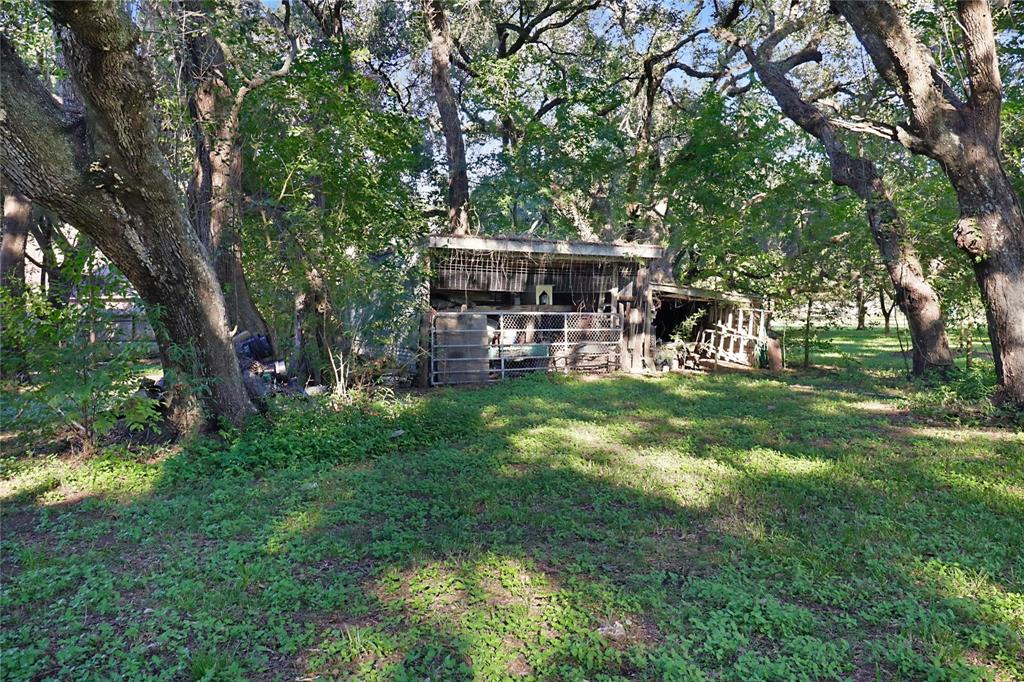 116 Balsam Street, Lake Jackson, Texas image 17