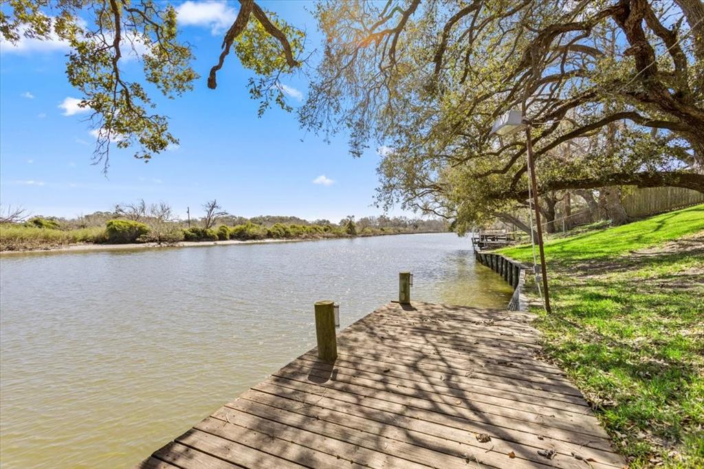 483 Riverside Drive, Palacios, Texas image 28