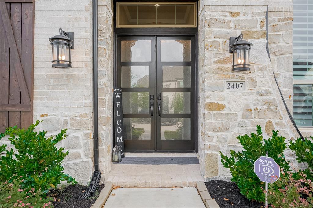 2407 Texas Orange Trail