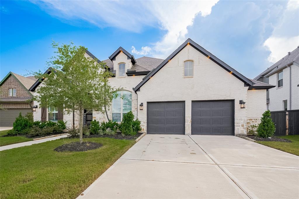 2407 Texas Orange Trail