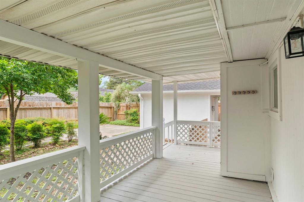 306 N Chestnut Street, Tomball, Texas image 24