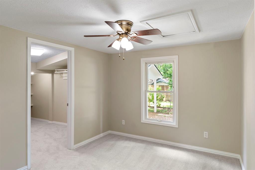 306 N Chestnut Street, Tomball, Texas image 19