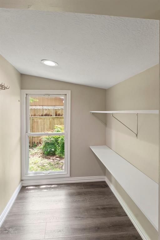306 N Chestnut Street, Tomball, Texas image 23