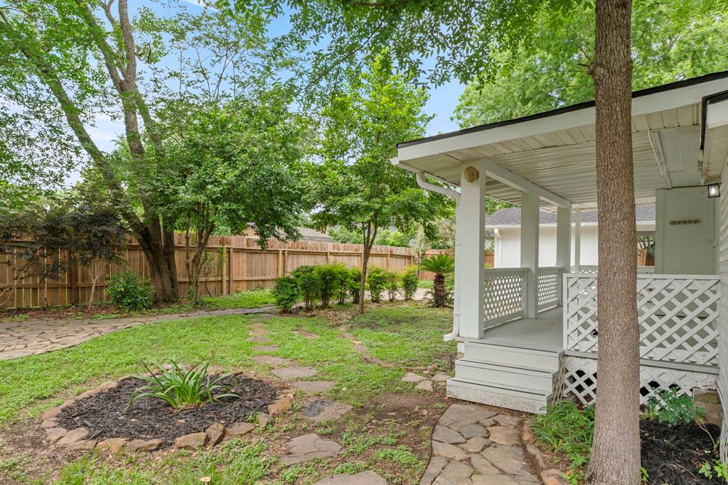 306 N Chestnut Street, Tomball, Texas image 31