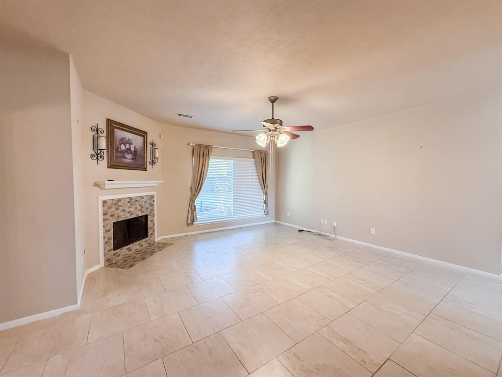22711 Market Square Lane