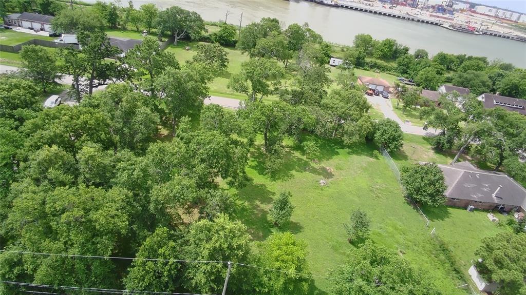 434 S Shady Lane, La Porte, Texas image 18