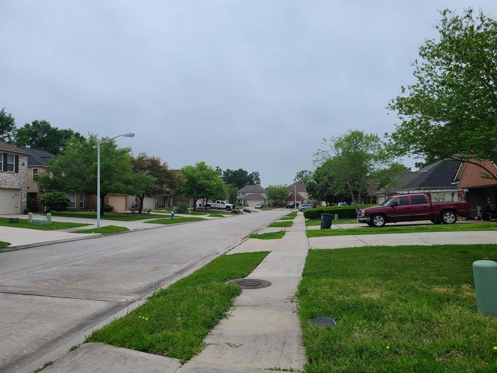 16861 Greenhouse Street, Conroe, Texas image 3