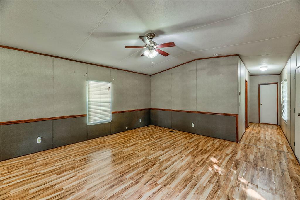 696 Meridian, Livingston, Texas image 3