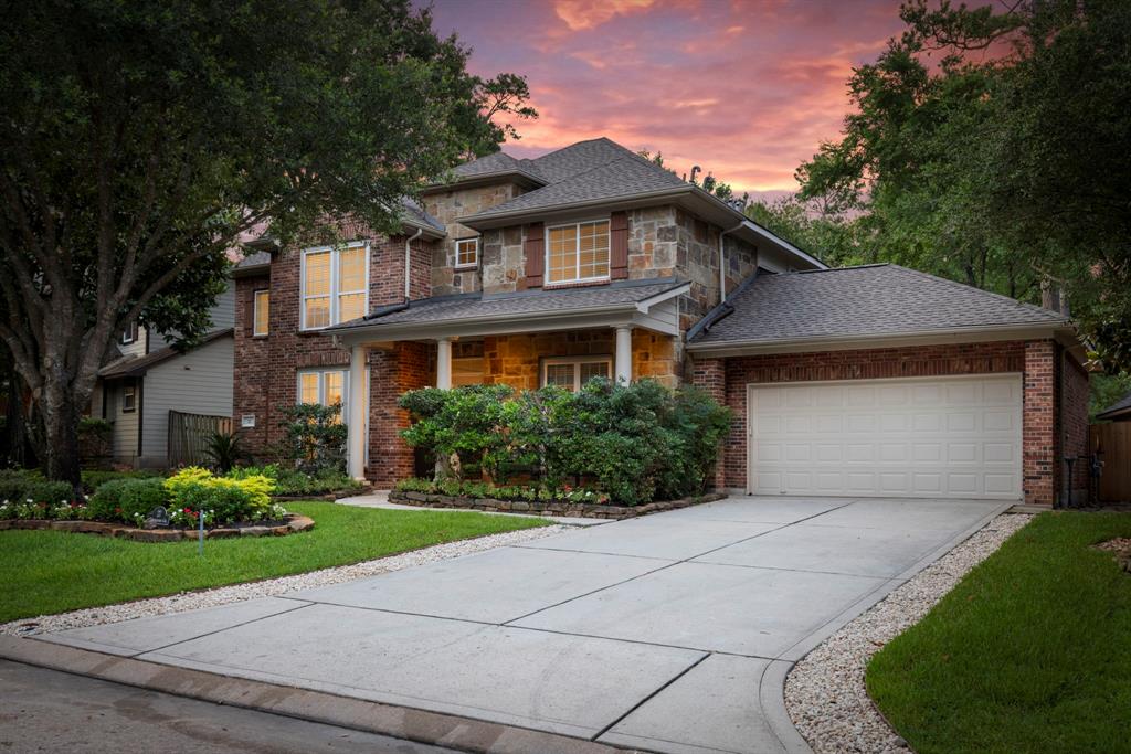 27 N Longsford Circle