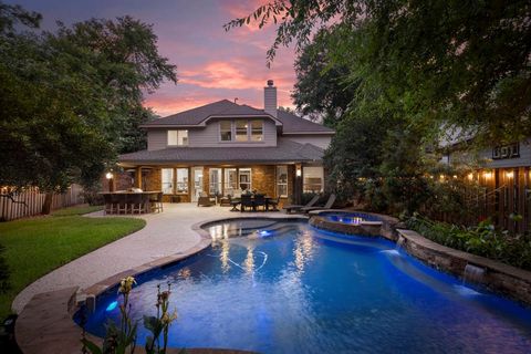 27 N Longsford Circle The Woodlands TX 77382