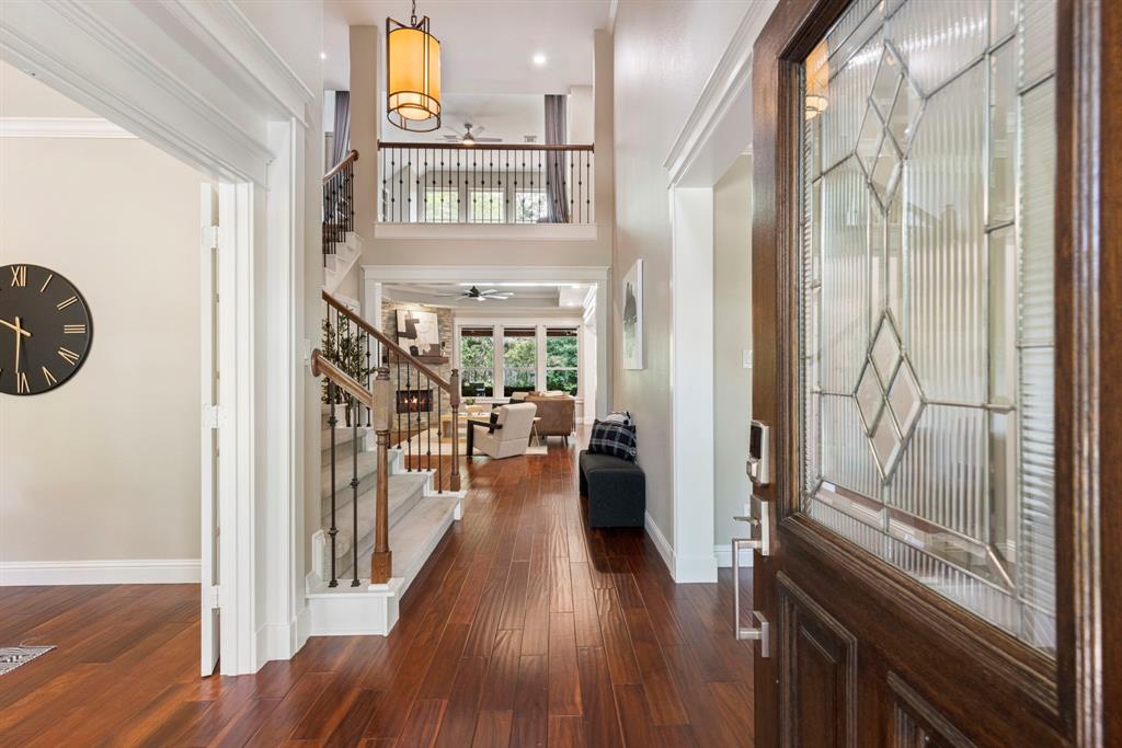 27 N Longsford Circle