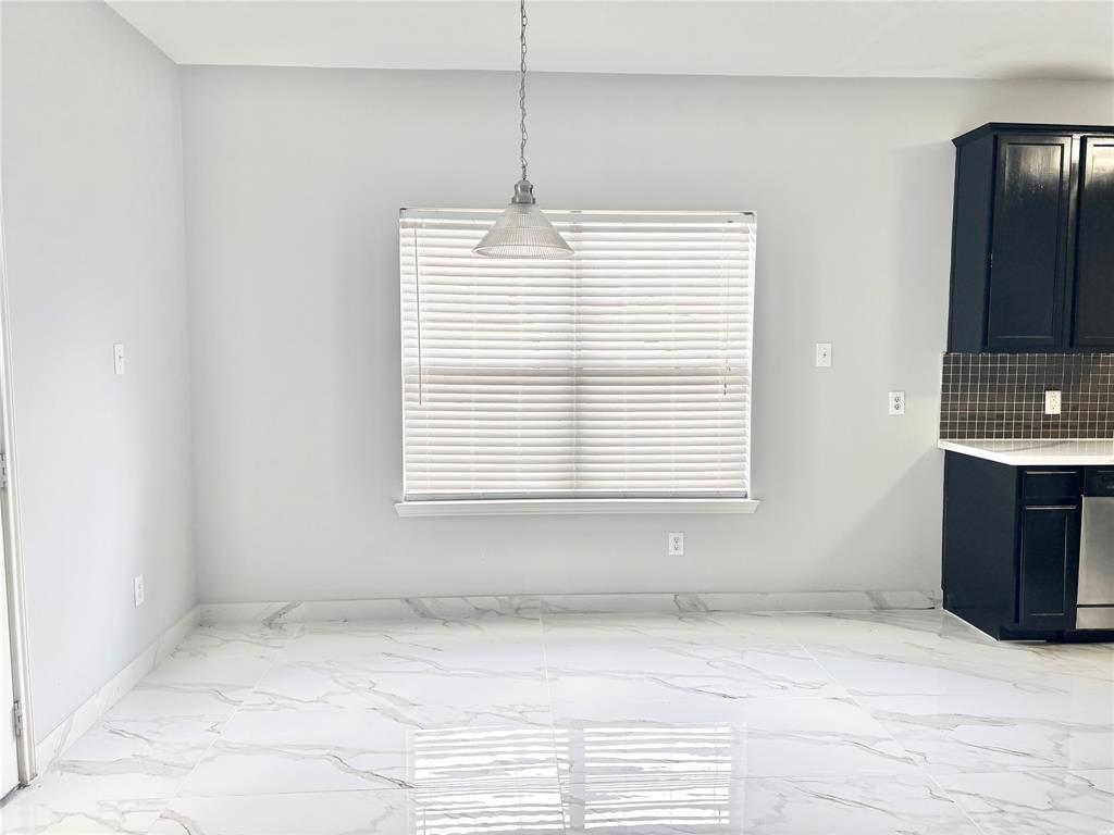 71 N Forrest Avenue, La Porte, Texas image 5