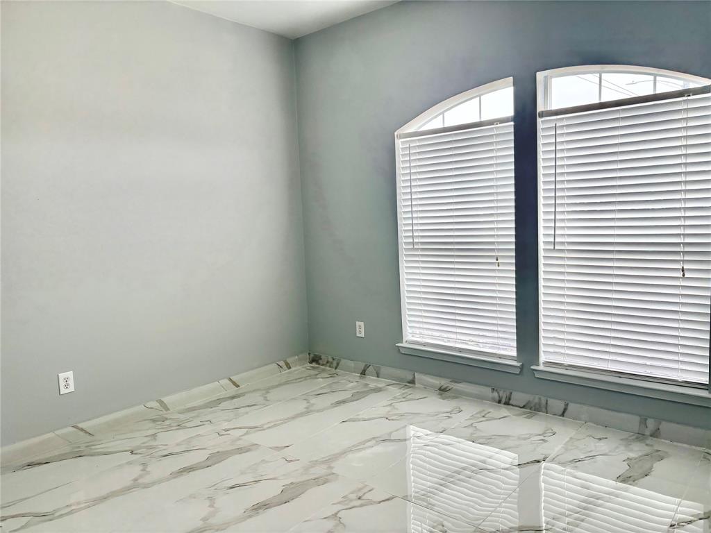 71 N Forrest Avenue, La Porte, Texas image 10