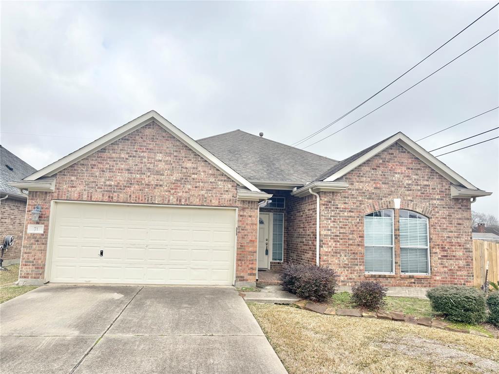 71 N Forrest Avenue, La Porte, Texas image 1