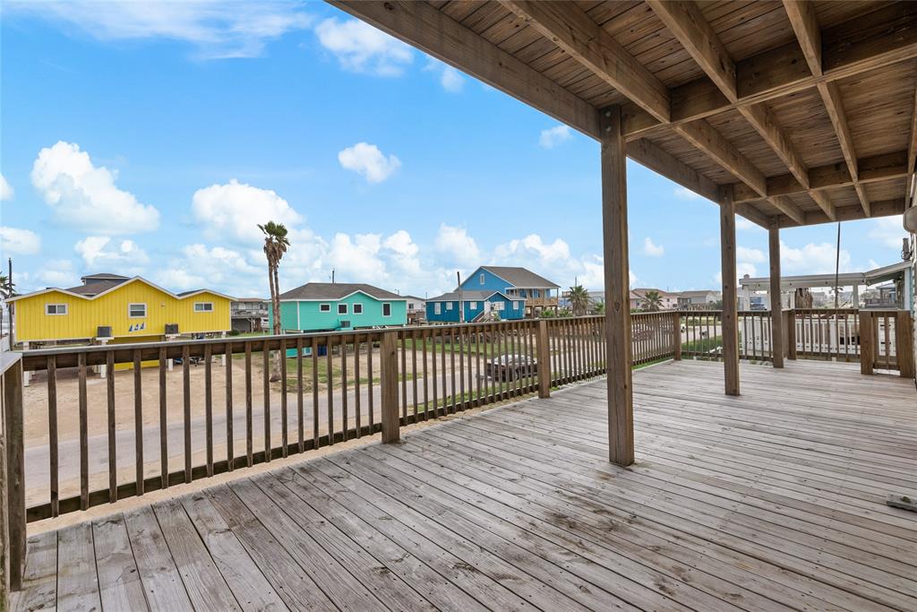 406 Sea Shell Dr, Surfside Beach, Texas image 4