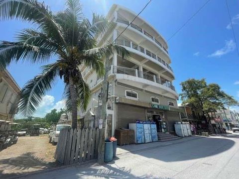 13 Laguna Drive   