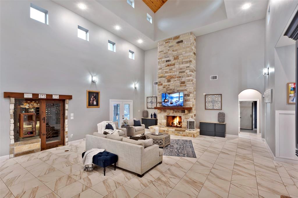 111 Pine Hill Lane, Montgomery, Texas image 7
