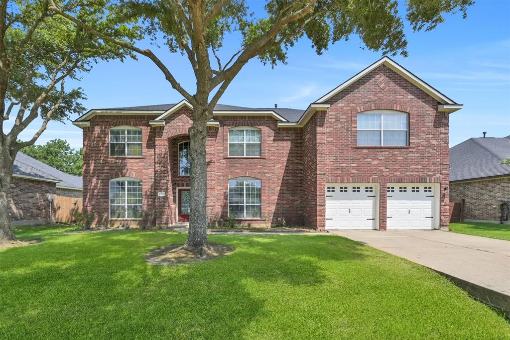 11106 N Country Club Green Drive, Tomball, Texas image 1