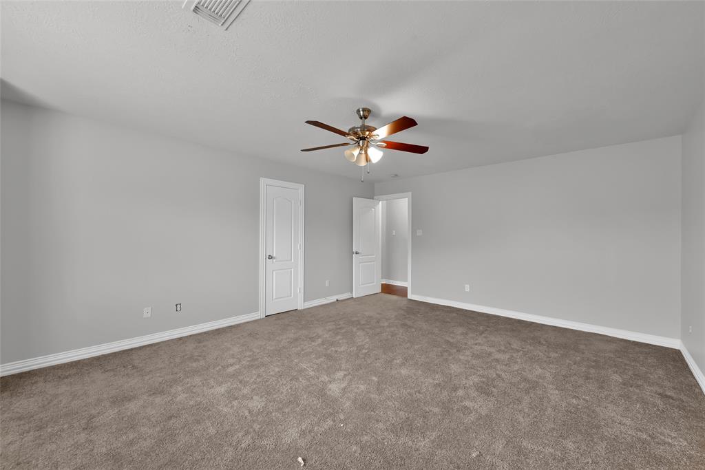 11106 N Country Club Green Drive, Tomball, Texas image 16