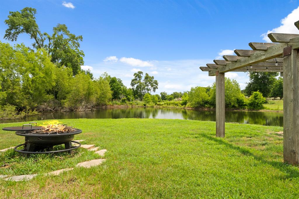 6815 Pool Hill Road, Fulshear, Texas image 42