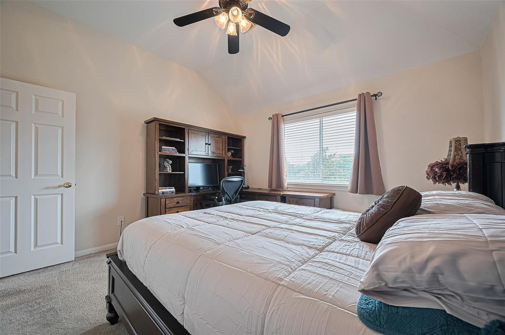 4902 Cedar Spring Drive, Missouri City, Texas image 36