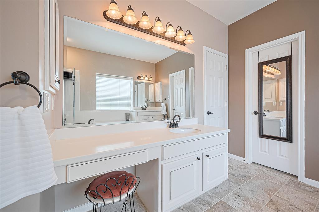 4902 Cedar Spring Drive, Missouri City, Texas image 25