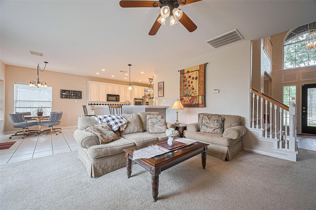 4902 Cedar Spring Drive, Missouri City, Texas image 7