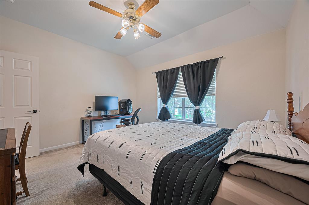 4902 Cedar Spring Drive, Missouri City, Texas image 31