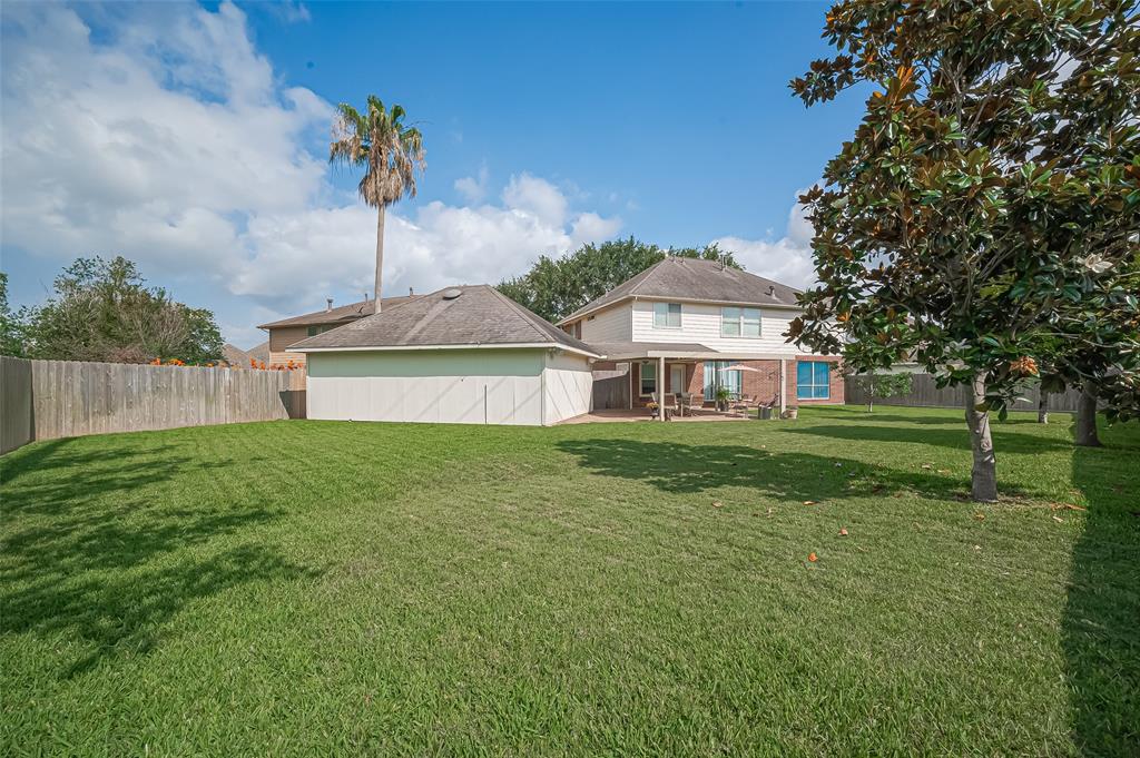 4902 Cedar Spring Drive, Missouri City, Texas image 46