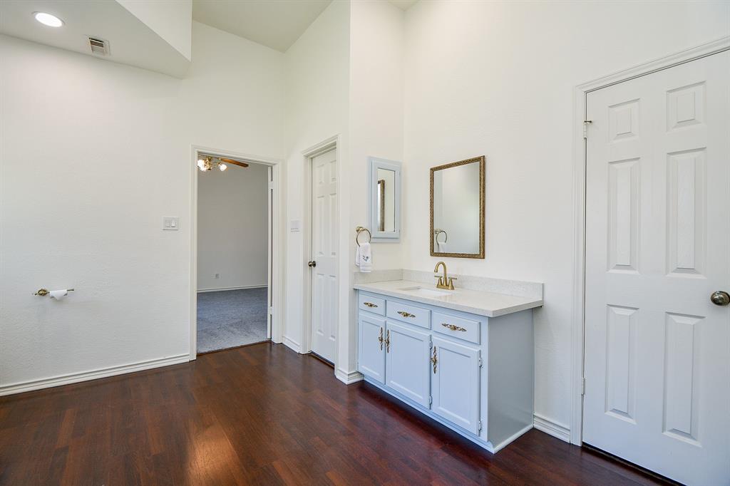 7010 Greatwood Trails Court, Sugar Land, Texas image 32
