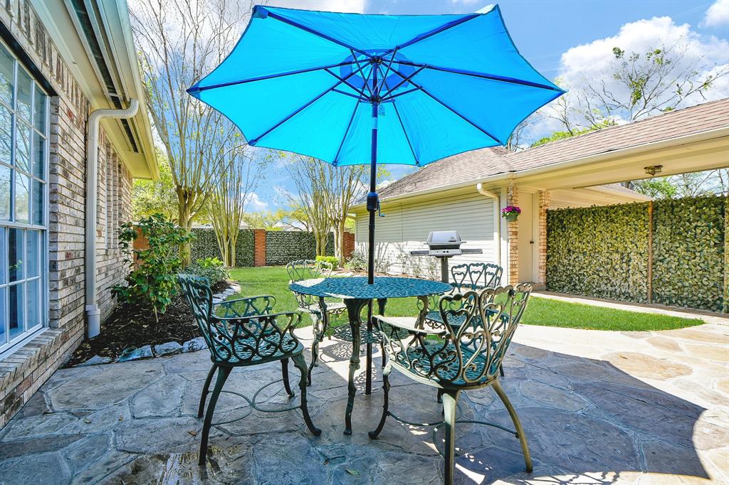 7010 Greatwood Trails Court, Sugar Land, Texas image 1