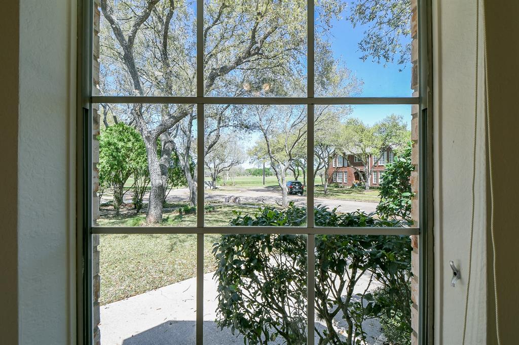 7010 Greatwood Trails Court, Sugar Land, Texas image 22