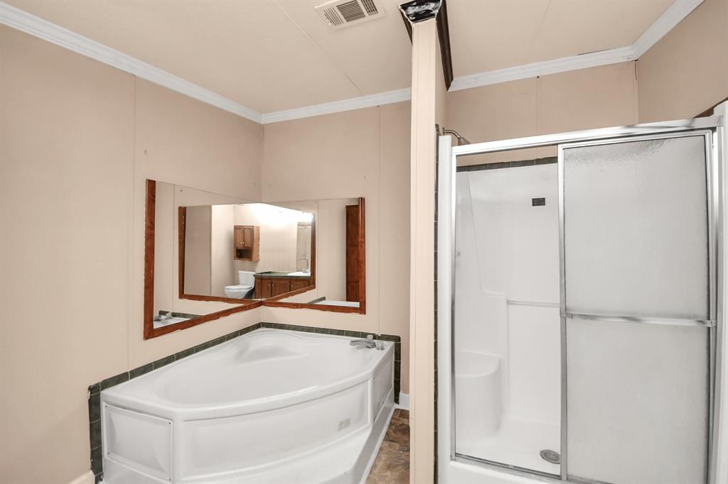 2518 N Battlebell Road, Highlands, Texas image 37