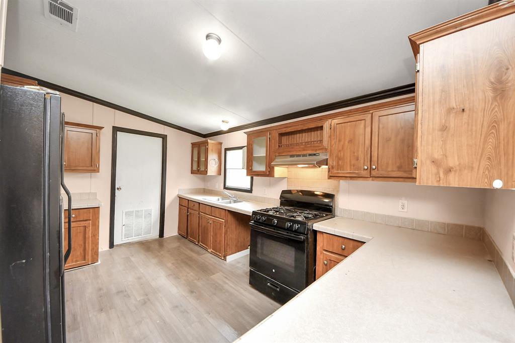 2518 N Battlebell Road, Highlands, Texas image 39
