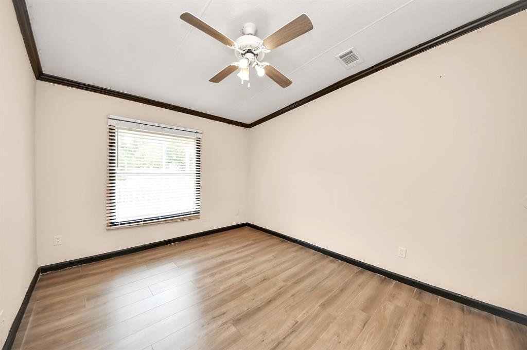 2518 N Battlebell Road, Highlands, Texas image 26