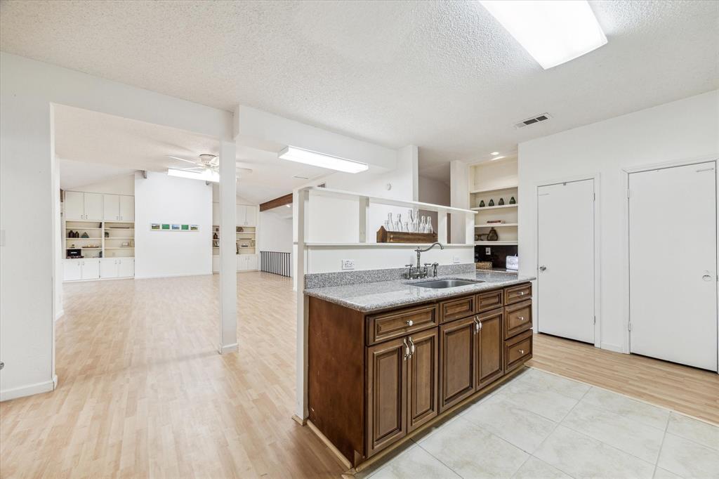 3159 Bonney Briar Drive, Missouri City, Texas image 19