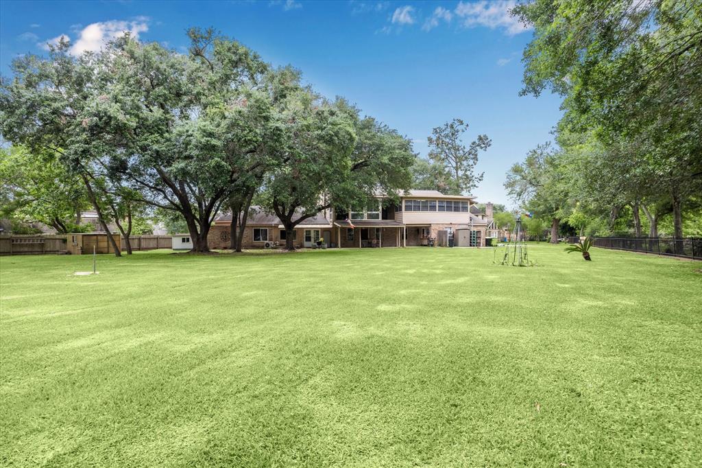3159 Bonney Briar Drive, Missouri City, Texas image 32