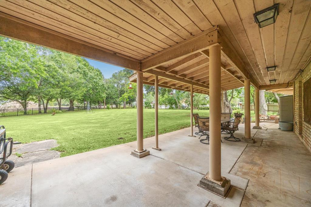 3159 Bonney Briar Drive, Missouri City, Texas image 31