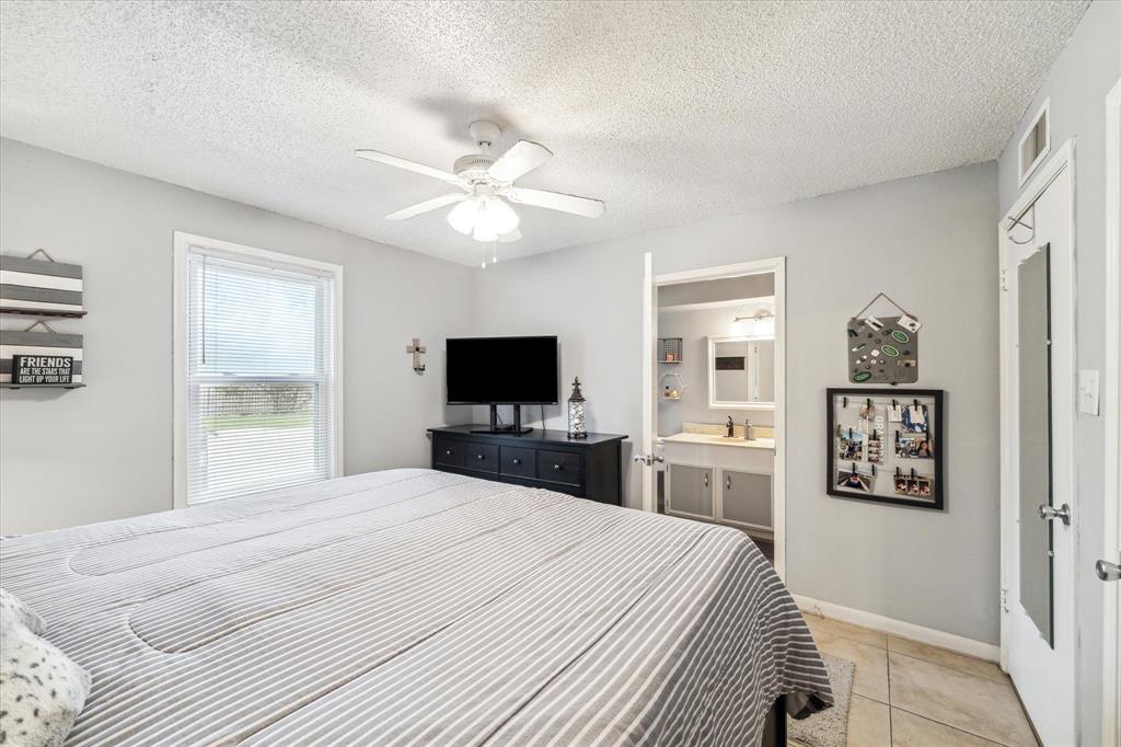 3159 Bonney Briar Drive, Missouri City, Texas image 25
