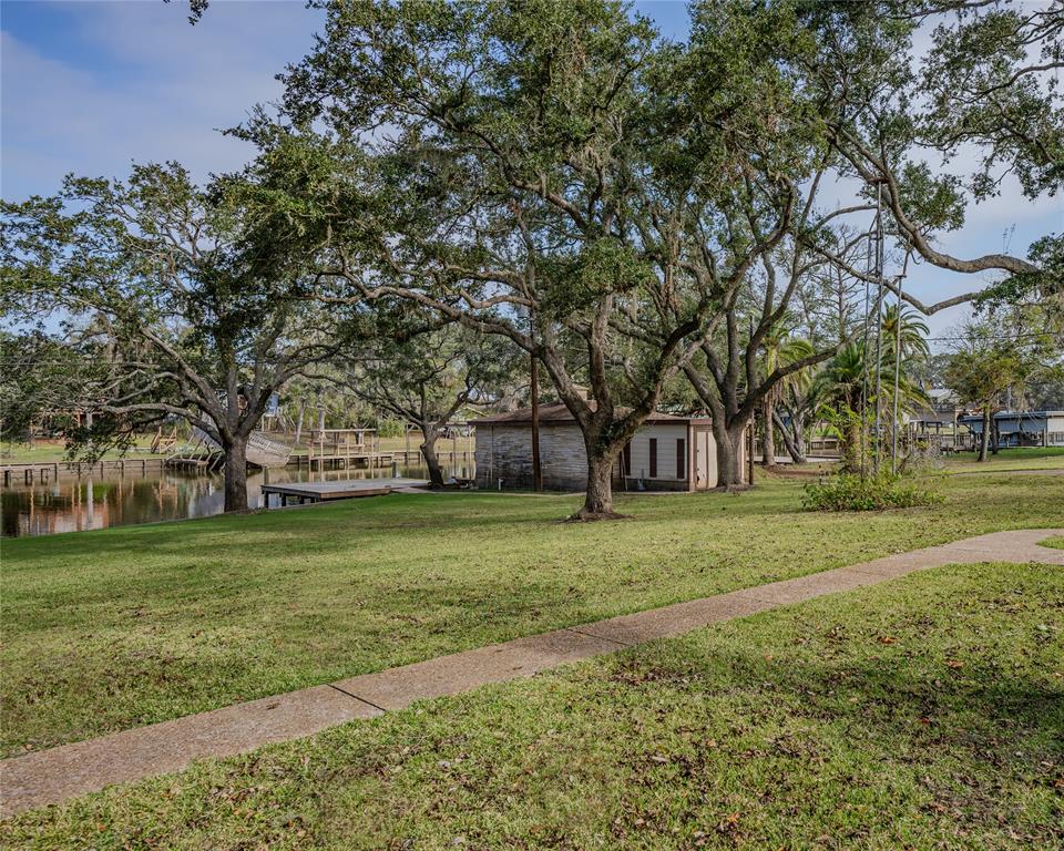 664 County Road 297, Sargent, Texas image 46